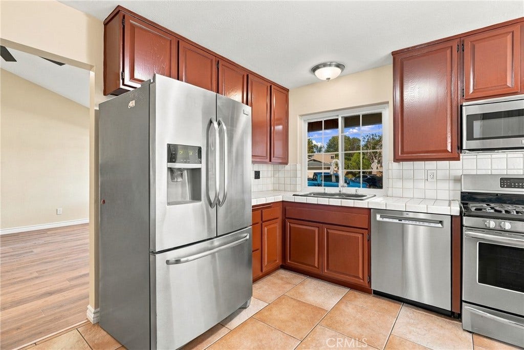 2641 Ericson, Simi Valley, CA 93065 2641 Ericson, Simi Valley, CA 93065