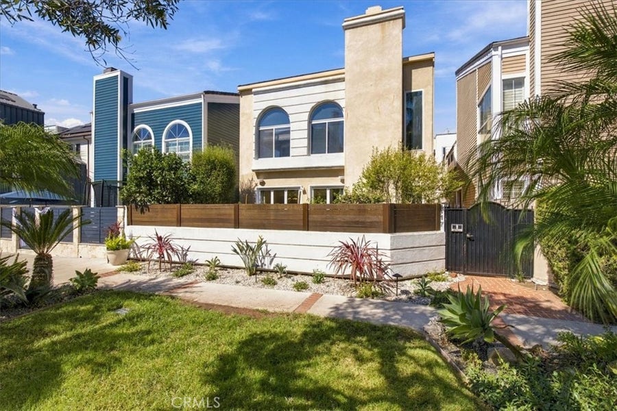 Property photo for 117 Mast Mall, Marina Del Rey, CA