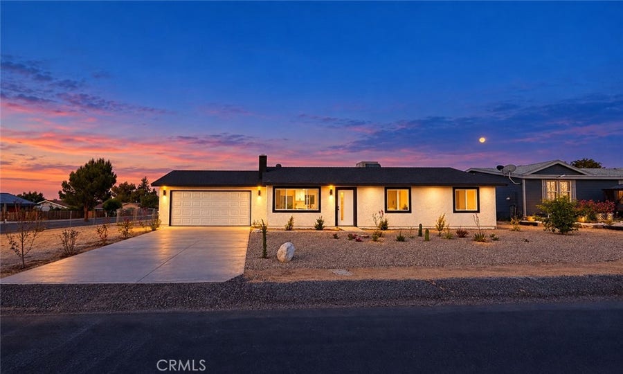 Property photo for 40356 Ronar, Palmdale, CA