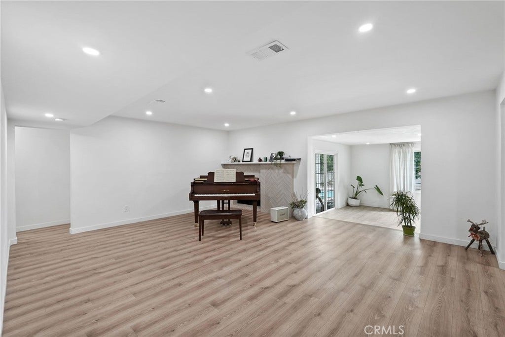 11900 El Oro Way, Granada Hills, CA 91344 11900 El Oro Way, Granada Hills, CA 91344