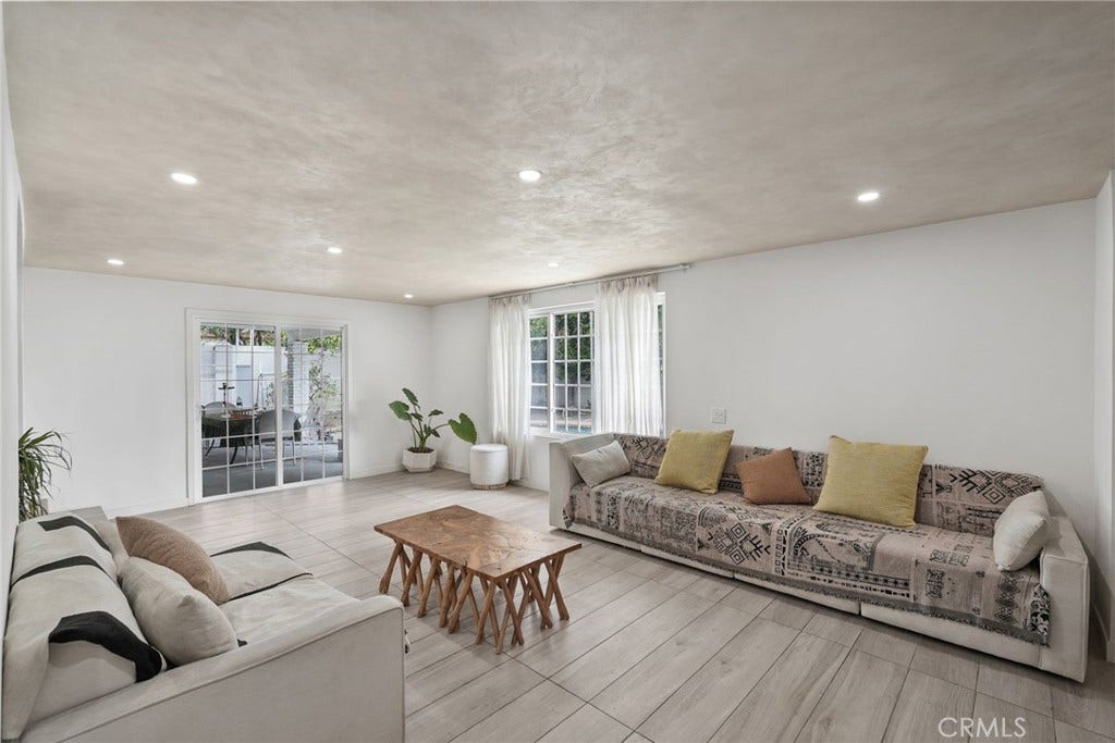 11900 El Oro Way, Granada Hills, CA 91344 11900 El Oro Way, Granada Hills, CA 91344