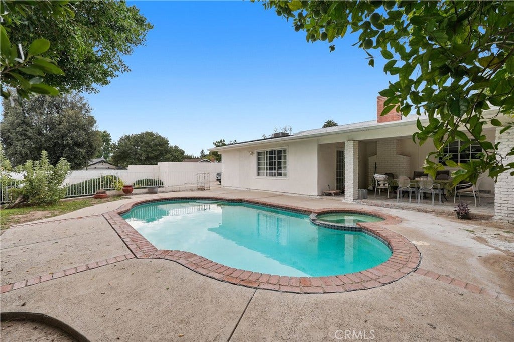 11900 El Oro Way, Granada Hills, CA 91344 11900 El Oro Way, Granada Hills, CA 91344