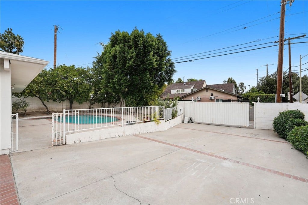 11900 El Oro Way, Granada Hills, CA 91344 11900 El Oro Way, Granada Hills, CA 91344