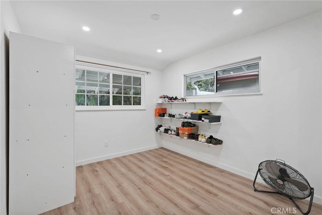 11900 El Oro Way, Granada Hills, CA 91344 11900 El Oro Way, Granada Hills, CA 91344