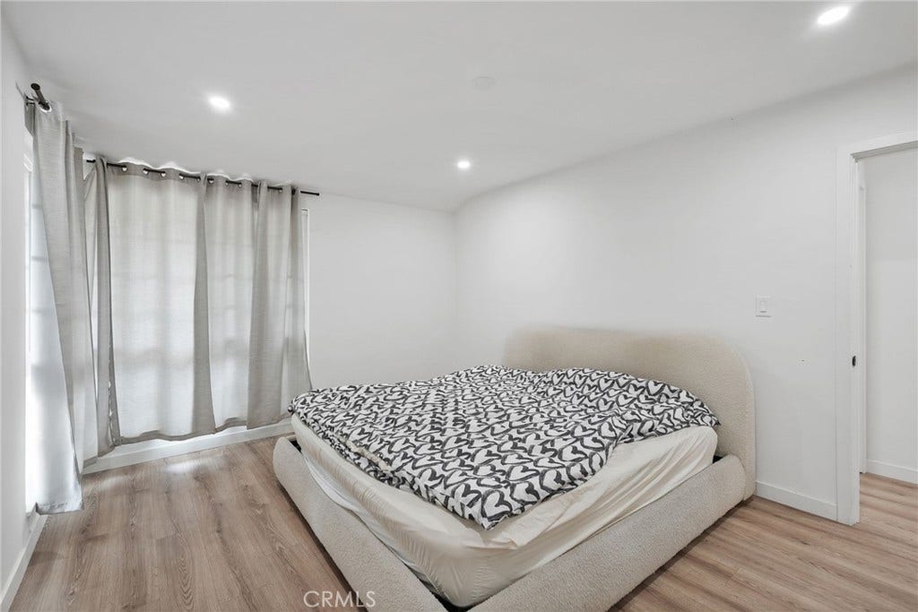 11900 El Oro Way, Granada Hills, CA 91344 11900 El Oro Way, Granada Hills, CA 91344