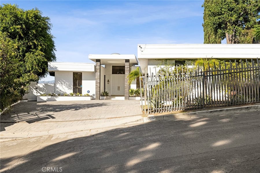 Property photo for 3329 Dona Rosa, Studio City, CA