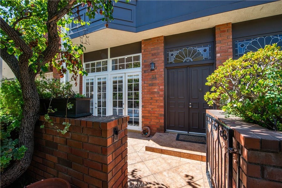 Property photo for 5420 Lindley Avenue, #25, Encino, CA