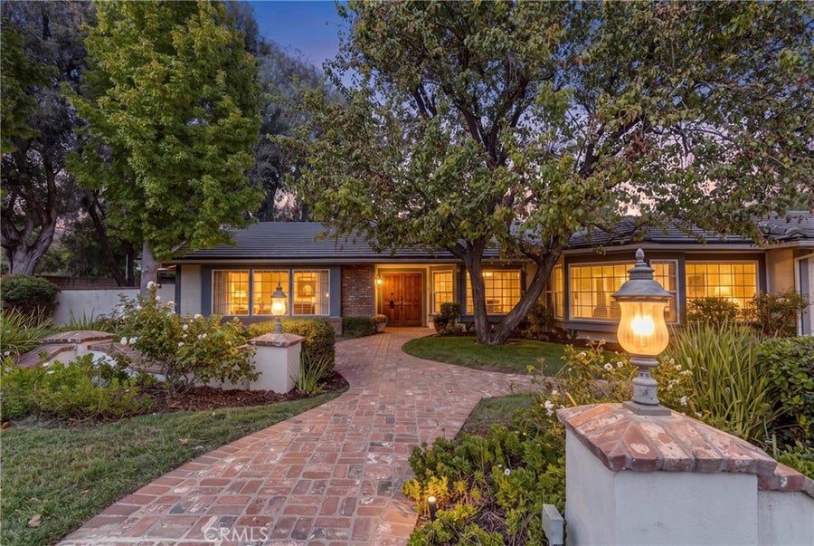 Property photo for 22271 Craggy View, Chatsworth, CA