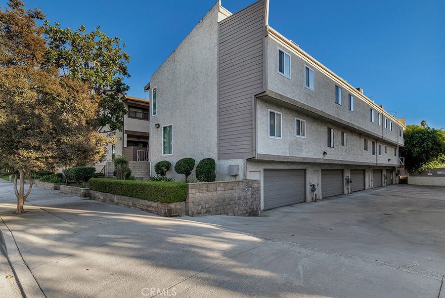 Property photo for 7240 Shirley, #102, Reseda, CA