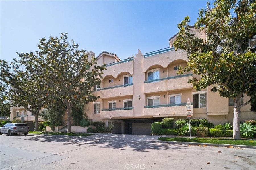 Property photo for 10659 Bloomfield Street, Toluca Lake, CA