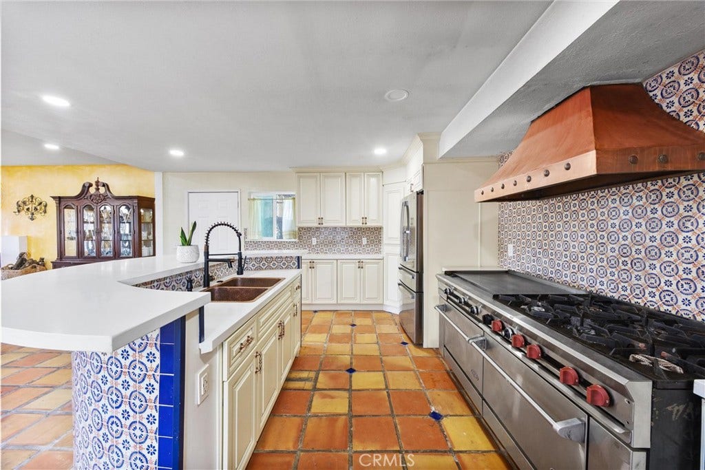 552 Pepper, Bakersfield, CA 93307 552 Pepper, Bakersfield, CA 93307