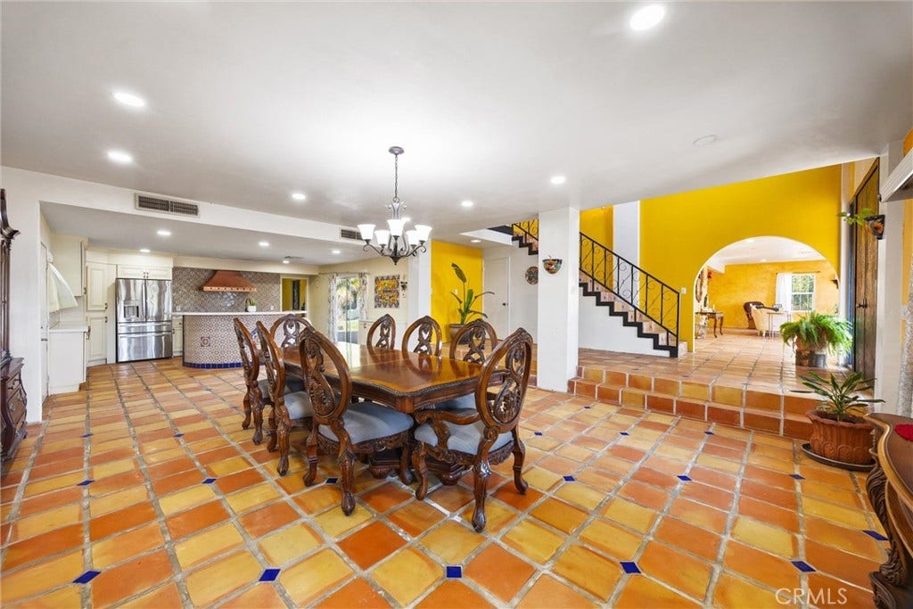 552 Pepper, Bakersfield, CA 93307 552 Pepper, Bakersfield, CA 93307