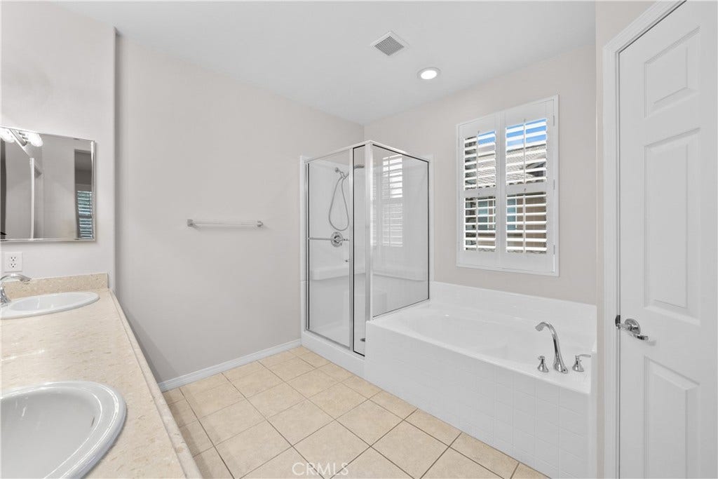 28495 Herrera, Valencia, CA 91354 28495 Herrera, Valencia, CA 91354
