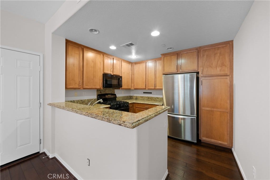 28495 Herrera, Valencia, CA 91354 28495 Herrera, Valencia, CA 91354