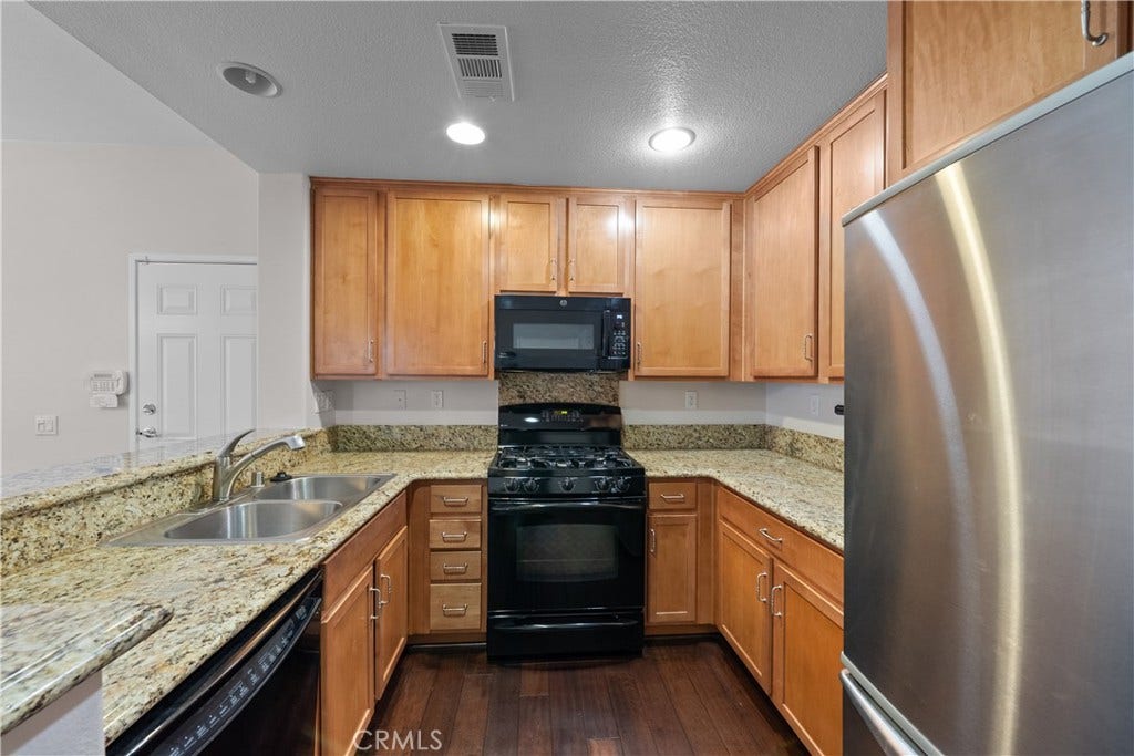 28495 Herrera, Valencia, CA 91354 28495 Herrera, Valencia, CA 91354