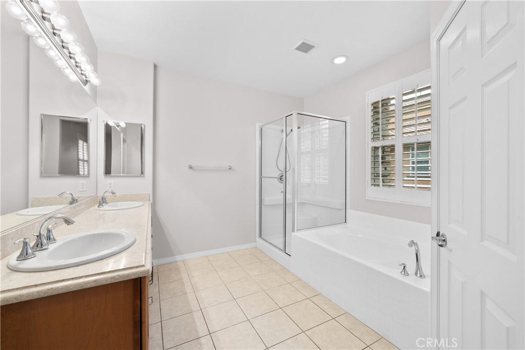28495 Herrera, Valencia, CA 91354 28495 Herrera, Valencia, CA 91354