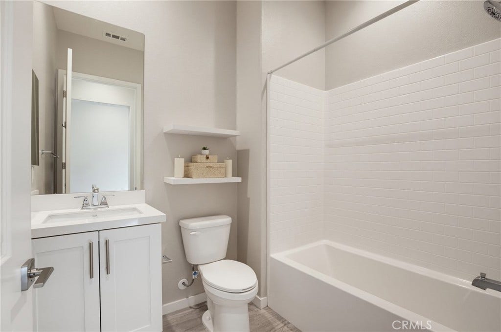 25110 Citron Lane, Canyon Country, CA 91387
