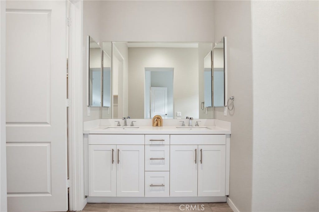 25110 Citron Lane, Canyon Country, CA 91387