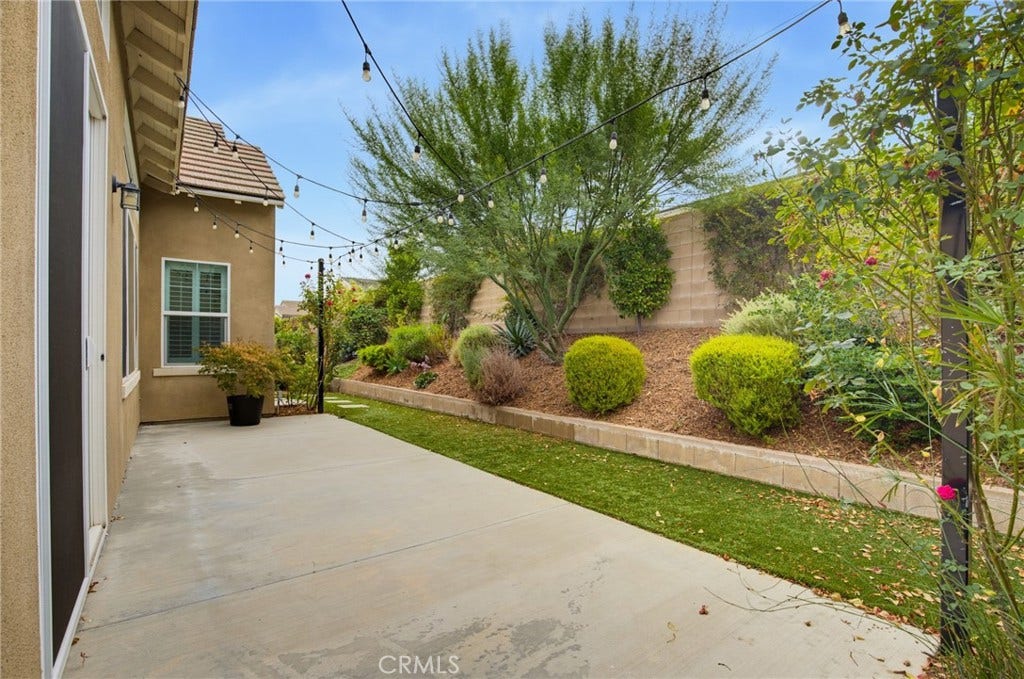 25110 Citron Lane, Canyon Country, CA 91387