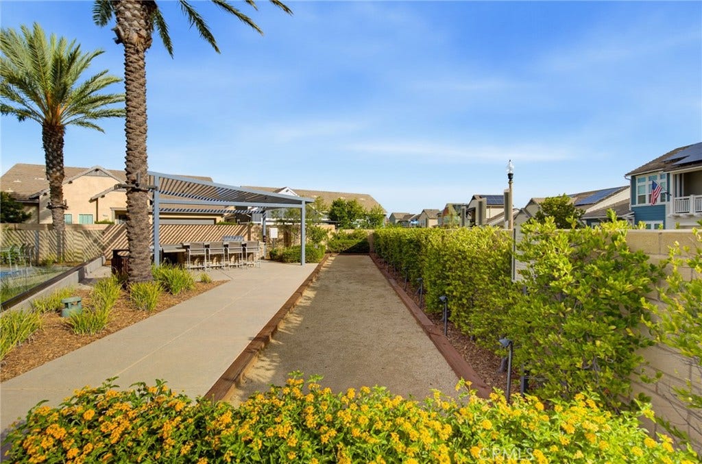 25110 Citron Lane, Canyon Country, CA 91387