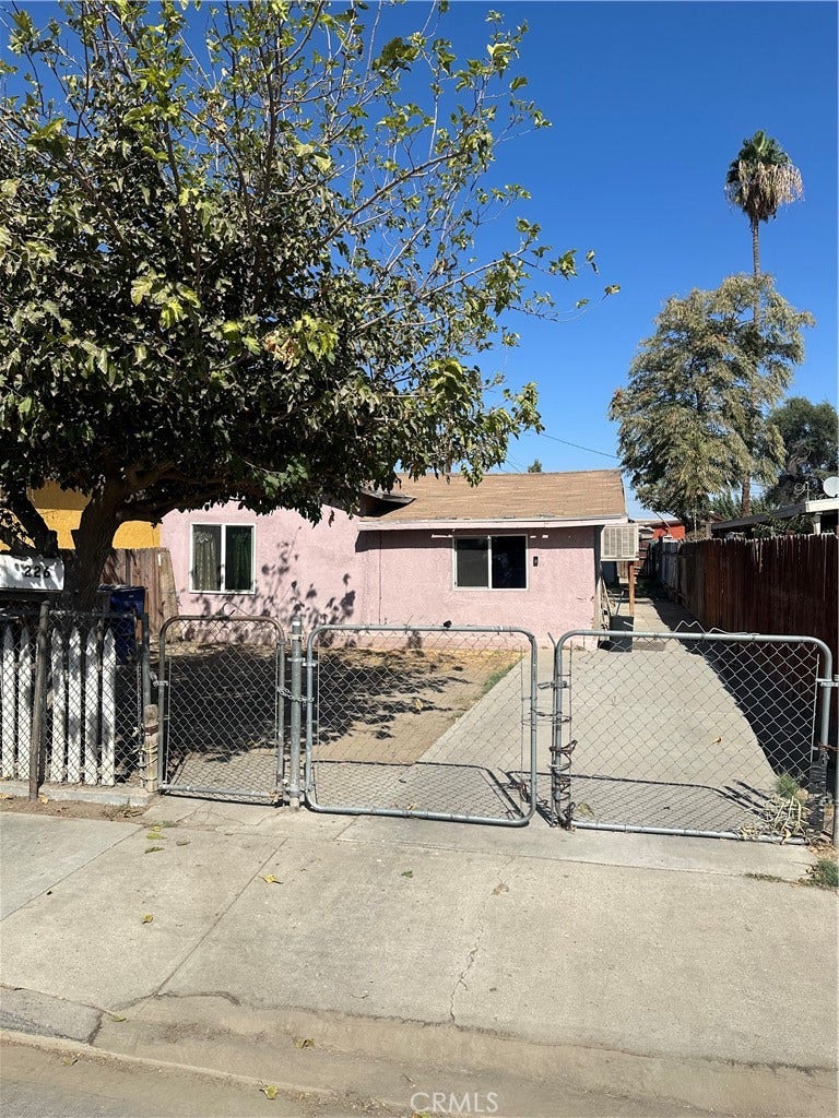 Property photo for 226 E 7th, Bakersfield, CA