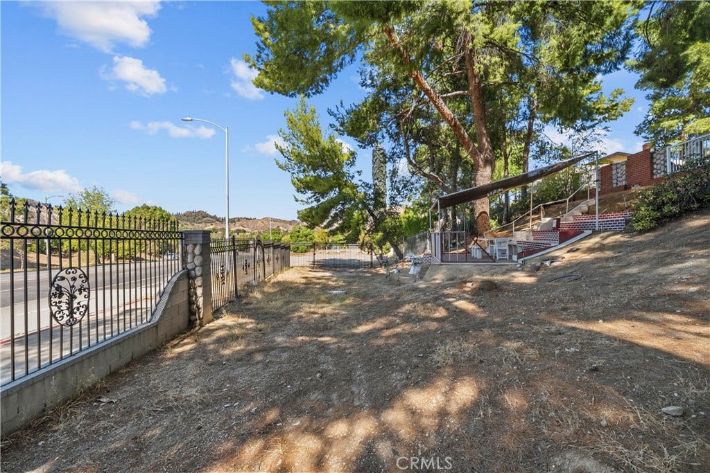 12850 Woodley Avenue, Granada Hills, CA 91344
