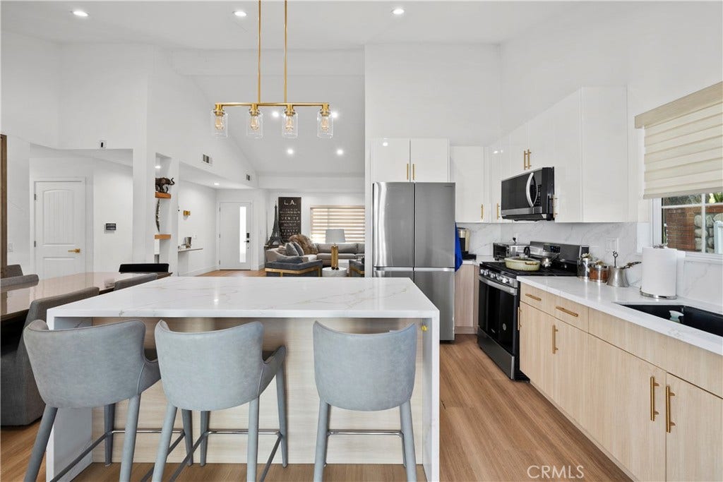 12850 Woodley Avenue, Granada Hills, CA 91344