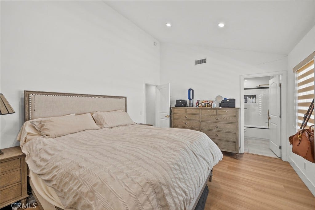 12850 Woodley Avenue, Granada Hills, CA 91344