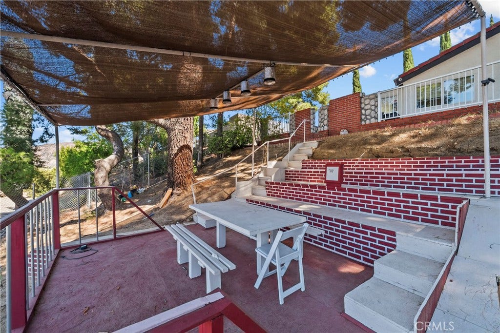 12850 Woodley Avenue, Granada Hills, CA 91344
