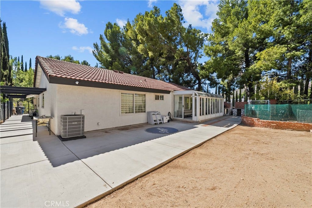 12850 Woodley Avenue, Granada Hills, CA 91344