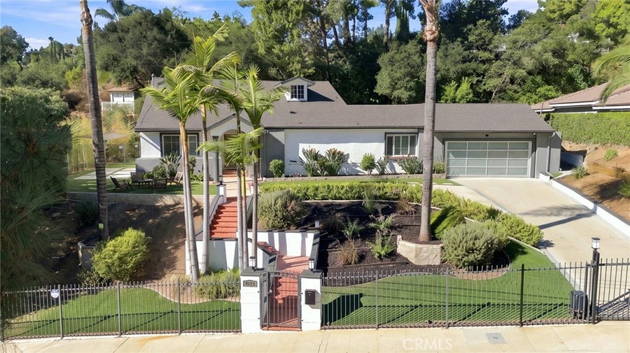 Property photo for 4223 Mooncrest Place, Encino, CA