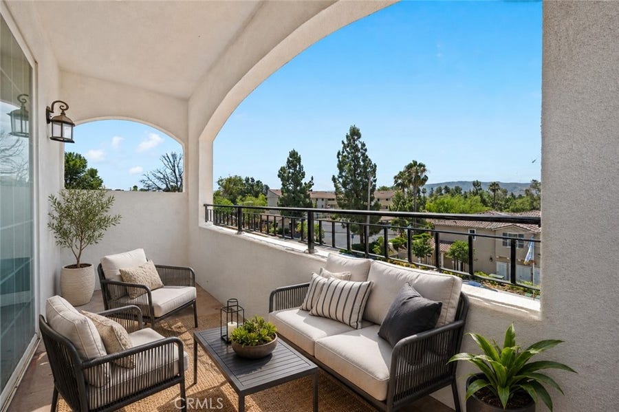 Property photo for 1755 Heywood, Simi Valley, CA