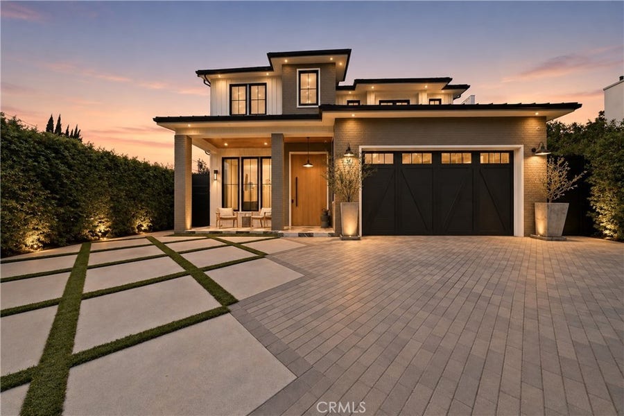 Property photo for 5001 Newcastle, Encino, CA