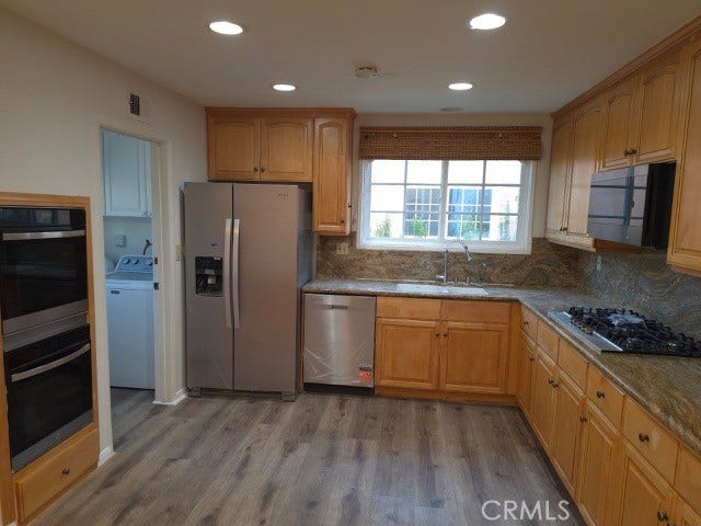 23753 Welby, West Hills, CA 91307