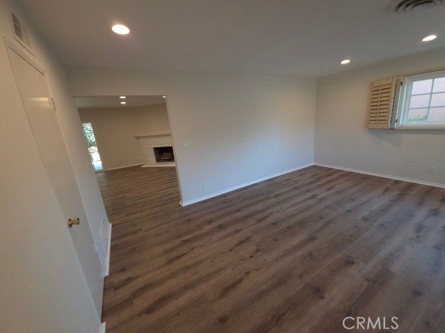 23753 Welby, West Hills, CA 91307