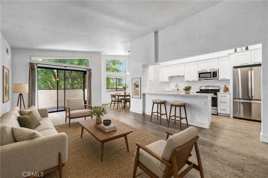 Property photo for 5805 Whitsett Avenue, #201, Valley Village, CA