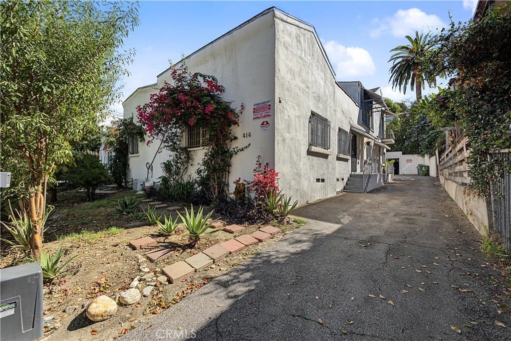 414 S Coronado, Los Angeles, CA 90057 414 S Coronado, Los Angeles, CA 90057