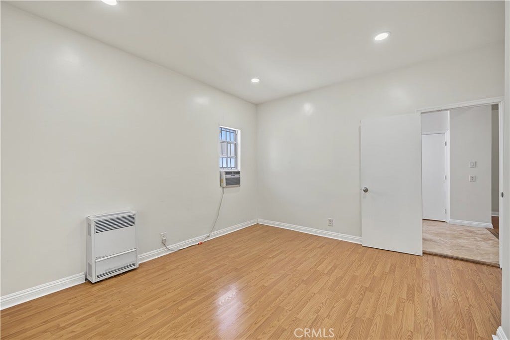 414 S Coronado, Los Angeles, CA 90057 414 S Coronado, Los Angeles, CA 90057