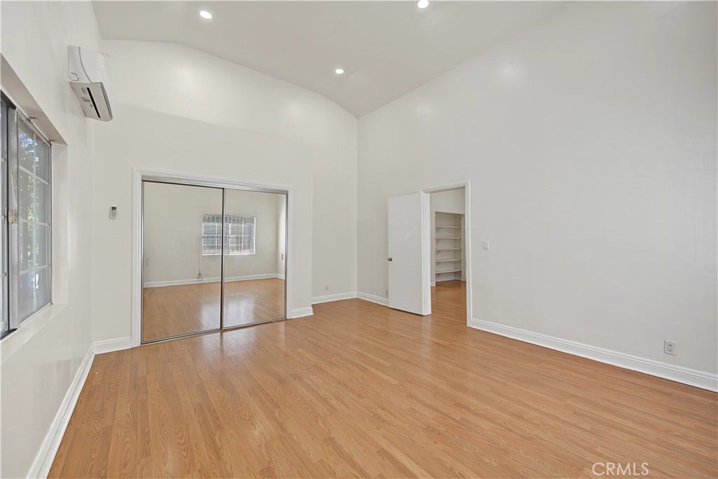 414 S Coronado, Los Angeles, CA 90057 414 S Coronado, Los Angeles, CA 90057