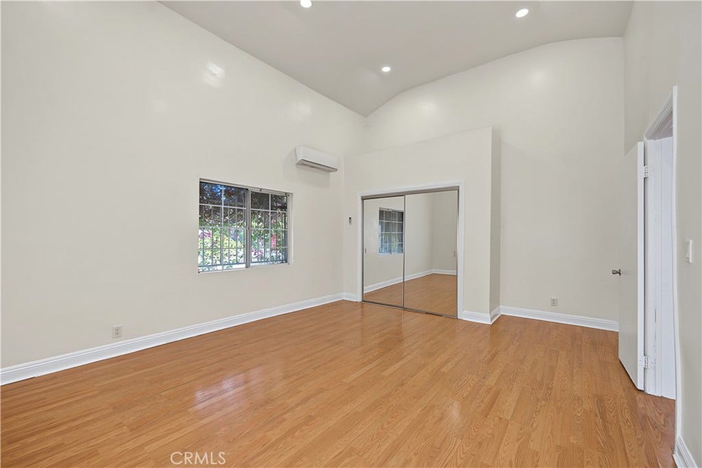 414 S Coronado, Los Angeles, CA 90057 414 S Coronado, Los Angeles, CA 90057