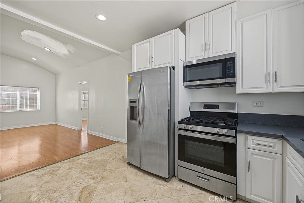 414 S Coronado, Los Angeles, CA 90057 414 S Coronado, Los Angeles, CA 90057