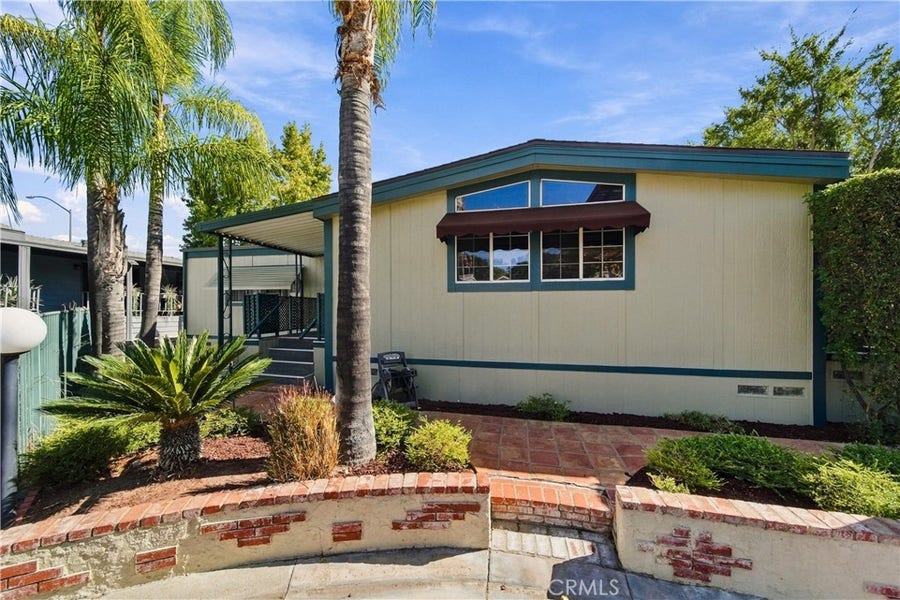 Property photo for 31344 N Lakehills Rd, #3, Castaic, CA