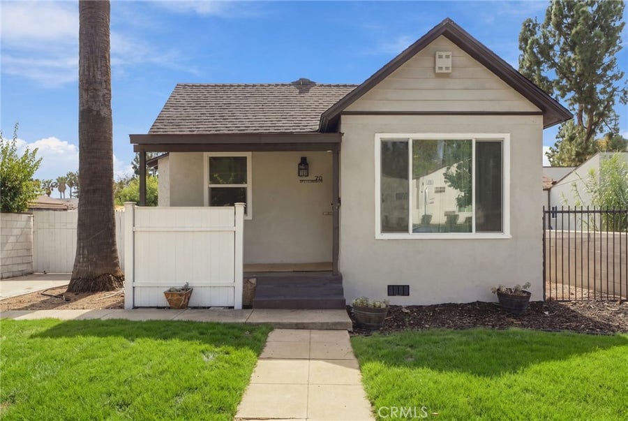 Property photo for 70 W Claremont St, Pasadena, CA