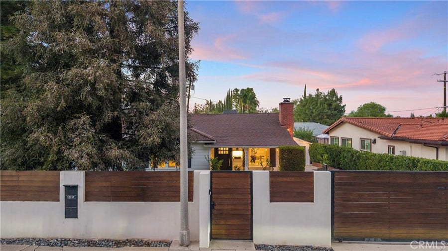 Property photo for 22227 Avenue San Luis, Woodland Hills, CA