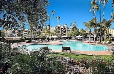 21450 Burbank, #219, Woodland Hills, CA 91367 21450 Burbank, #219, Woodland Hills, CA 91367