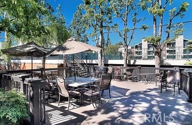 21450 Burbank, #219, Woodland Hills, CA 91367 21450 Burbank, #219, Woodland Hills, CA 91367