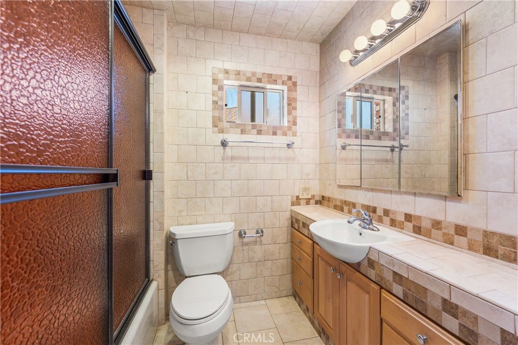 3920 Buckingham Road, Los Angeles, CA 90008 3920 Buckingham Road, Los Angeles, CA 90008