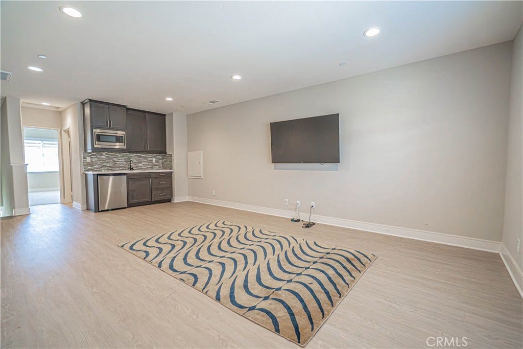 2041 Cork Oak Street, Palmdale, CA 93551 2041 Cork Oak Street, Palmdale, CA 93551