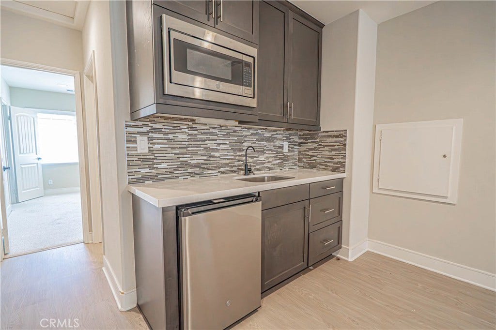 2041 Cork Oak Street, Palmdale, CA 93551 2041 Cork Oak Street, Palmdale, CA 93551