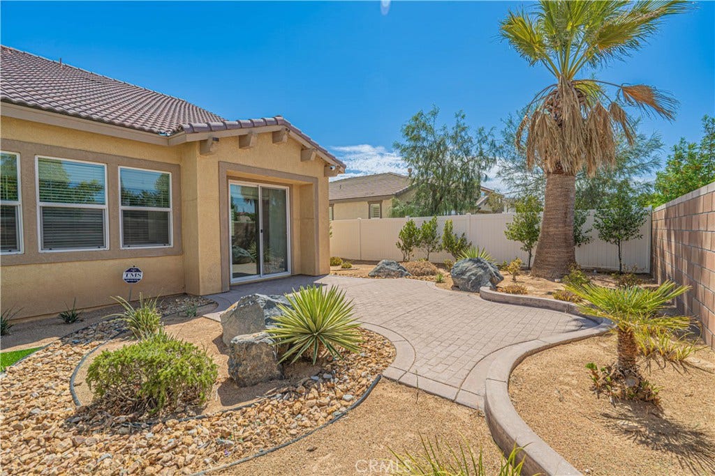 2041 Cork Oak Street, Palmdale, CA 93551 2041 Cork Oak Street, Palmdale, CA 93551